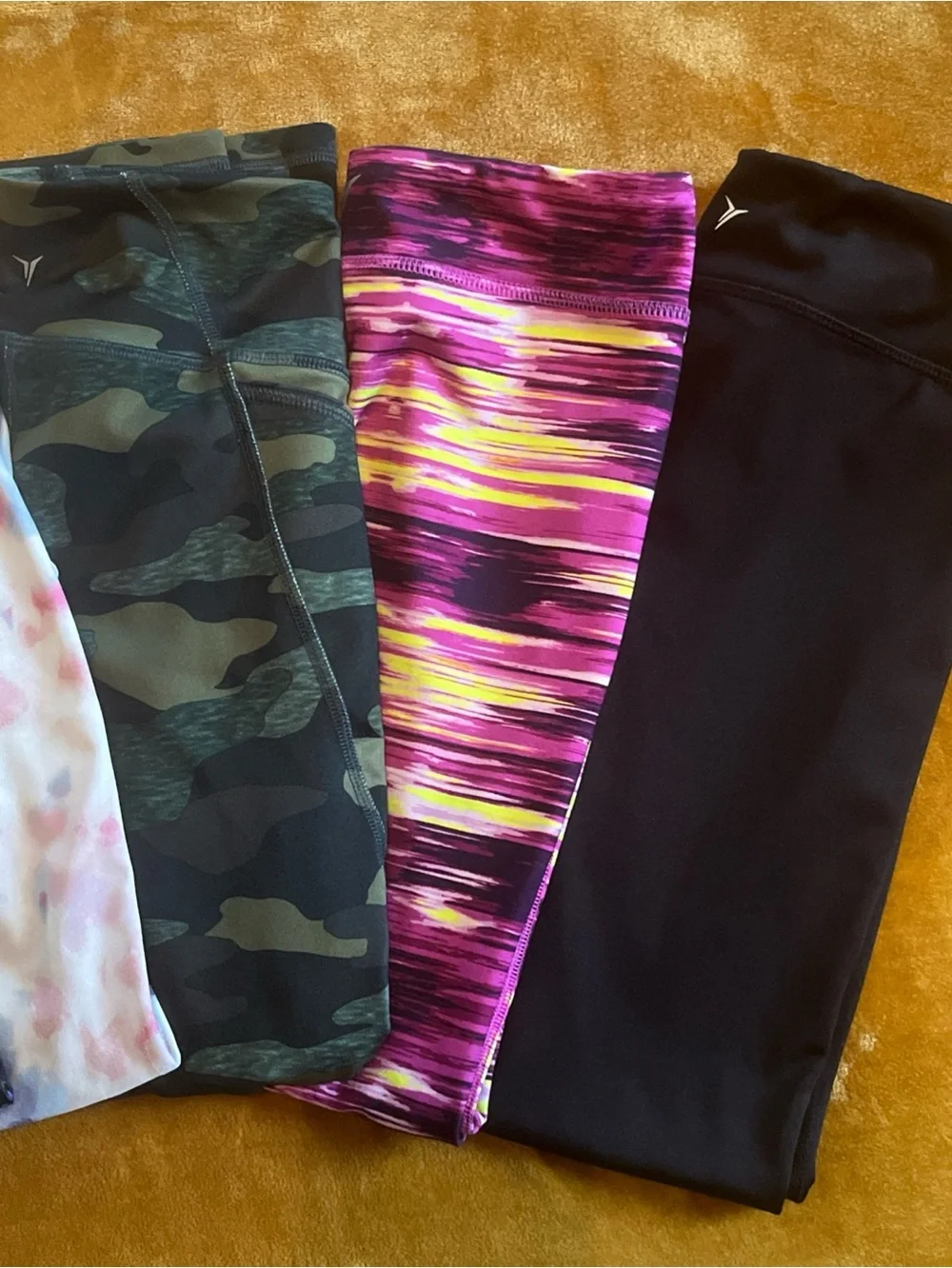 Old Navy Active Leggings Lot 5 Girls sz 8 Medium Black Camo White Back to School